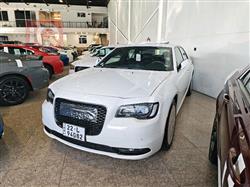 کرایسلەر 300